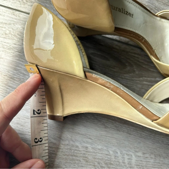 Naturalizer Ombre Beige Patent  Leather Wedge Heel Open Toe Pump - Picture 11 of 13